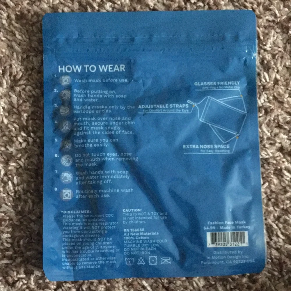 😷 Unisex Face Mask